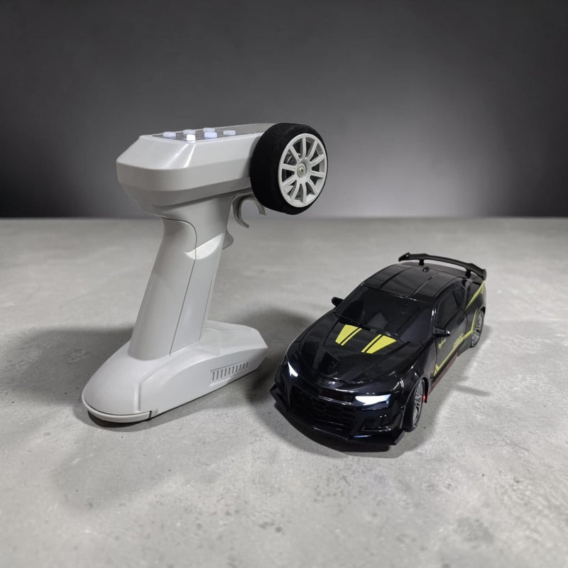4WD Chevrolet Camaro Drift Car | 1:18 Scale RC Racer with Lights Sound